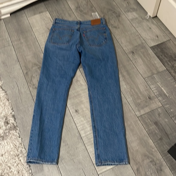 Levi's Premium 501 Original Straight Jeans  Athens Crown Medium Wash Des… - Picture 8 of 8